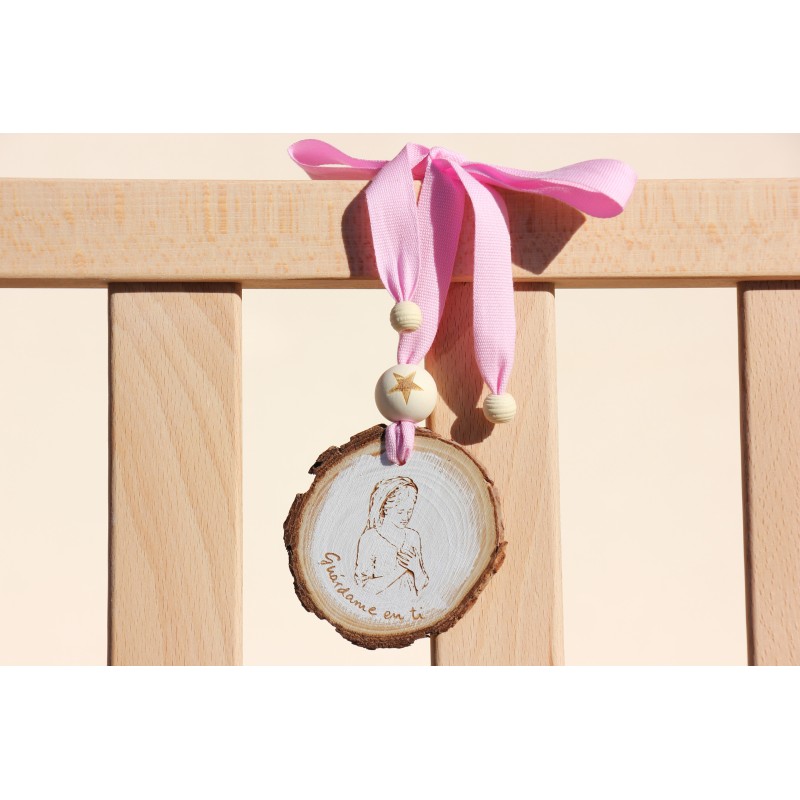 Medallón de la Virgen para cuna Lazo rosa simple. Guárdame en ti. BEP-lazoRo3 · NENU103