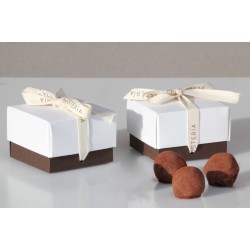 Cofre de chocolates (cubo con lazo) 3ud