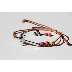 Pulsera cruz cuero 1006