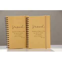 201-SHEMÁ. A5 espiral kraft con elástico natural. SHE-204 · PAP201