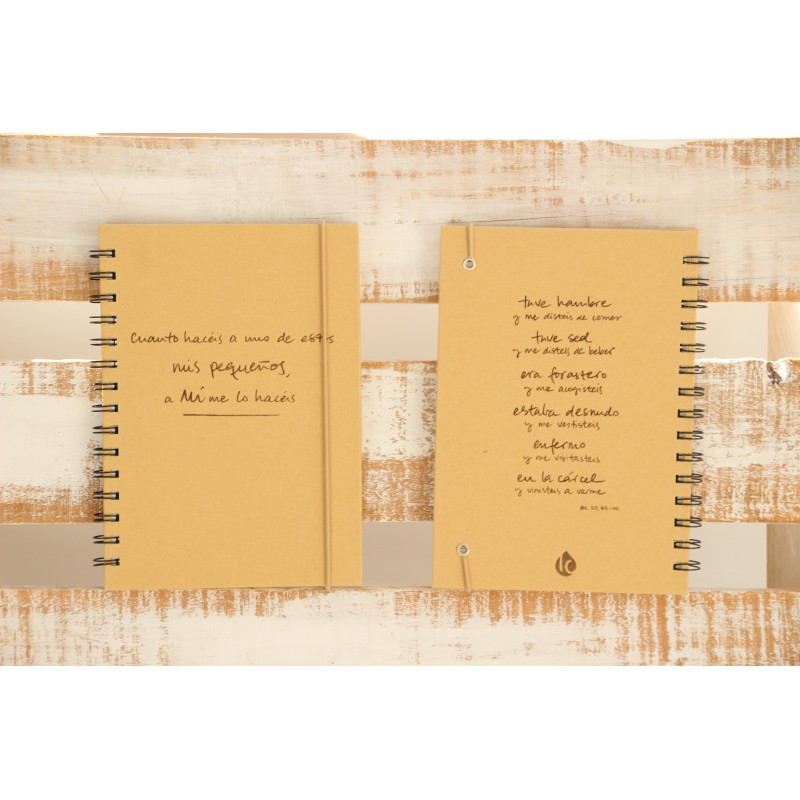 106-A MI ME LO HICISTEIS. A5 espiral kraft con elástico natural. AMI-204 · PAP106