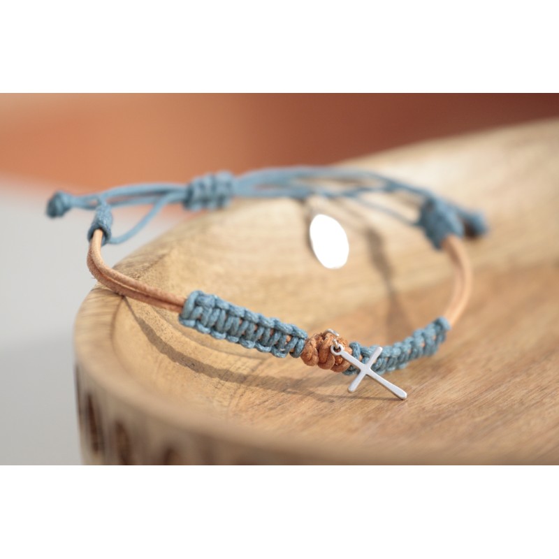 Pul. Cuero y macrame simbolo 1517