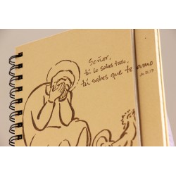 101-PEDRO Y EL GALLO. A5 espiral kraft con elástico natural. GAL-204 · PAP101