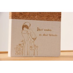 10-DECIR MADRE ES DECIR TERNURA. A5 Corcho-lino natural - MAD-218-NAT · PAP10