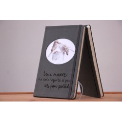 16-UNA MADRE NO SOLO REPARTE EL PAN.... Driva-GRIS. PAN-206-GRI · PAP16