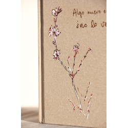 203-ALGO NUEVO ESTÁ BROTANDO. PINTADO A MANO. Agenda 2026-A5. ALG-836-NAT-pin · PAP7512