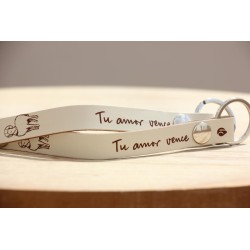 EL CORDERO. VV-Llavero Snap Urban-Sandshell. Tu amor vence. Mod2408